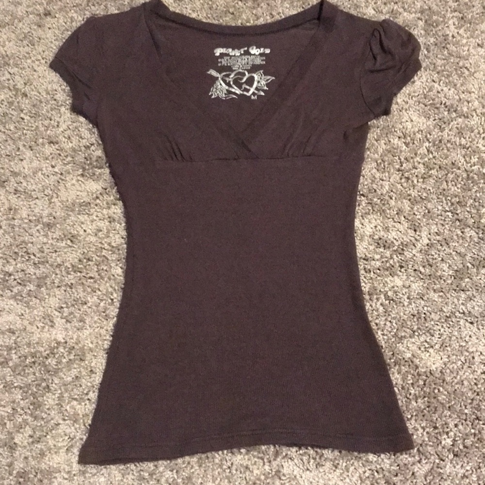 Vneck Tee